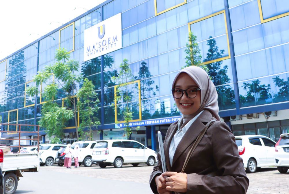 Menjadi Profesional Bahasa Inggris: Perjalanan Kuliah Pendidikan Bahasa Inggris di Universitas Maâ€™soem Bandung