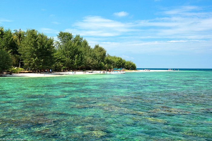 Pesona Pantai-Pantai di Pulau Jawa yang Tak Kalah Cantiknya dengan Pantai Di Bali
