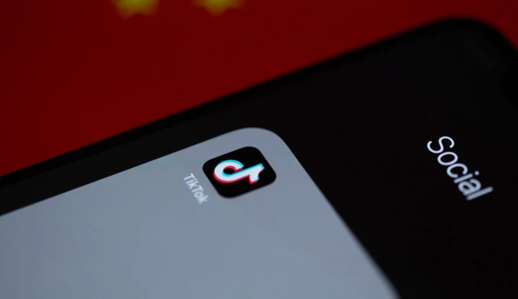 Analisis Tren Video TikTok Viral: Pelajari Konten yang Lagi Hits dan Adaptasikan