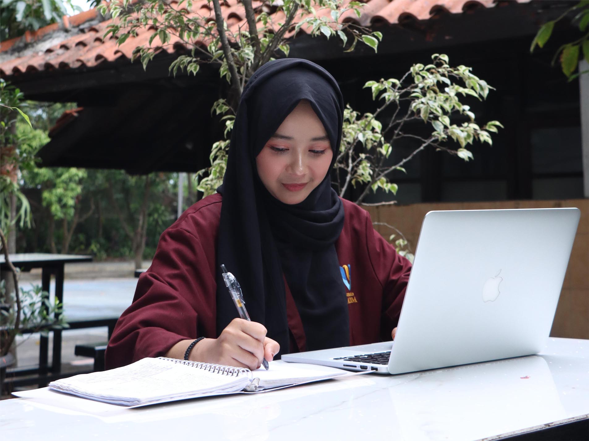 Apa Manfaat Nyata Kuliah di Lingkungan Kampus Inovatif dengan Akreditasi Unggul? Simak di Sini!